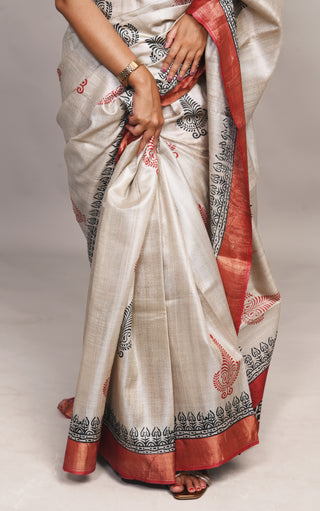 Kosakari "Saumyaa" Ivory Pure Kosa Silk Saree with Hand Block Printed Motifs & Red Accent Border