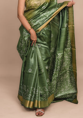 Kosakari "Vaidehi" Leaf Green Pure Kosa Silk Saree with Hand Block Printed Buti Motifs & Gold Border